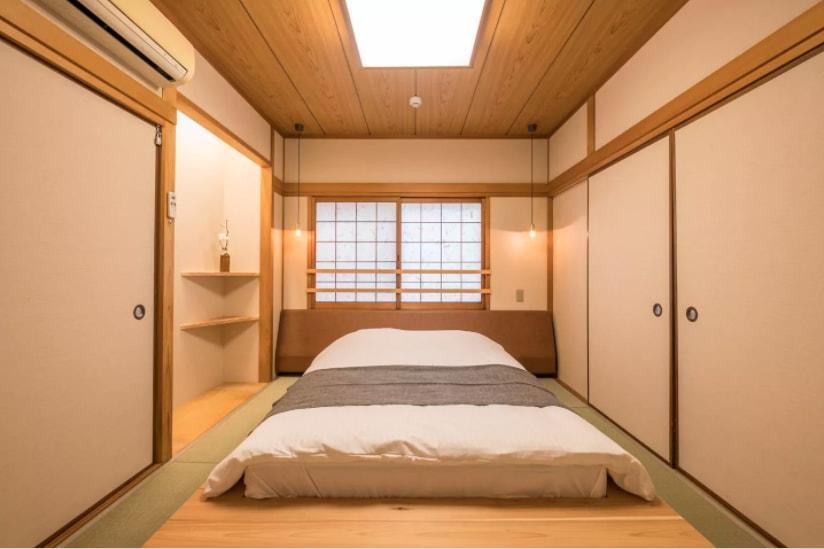 大阪市カラー日本橋アパートメント エクステリア 写真